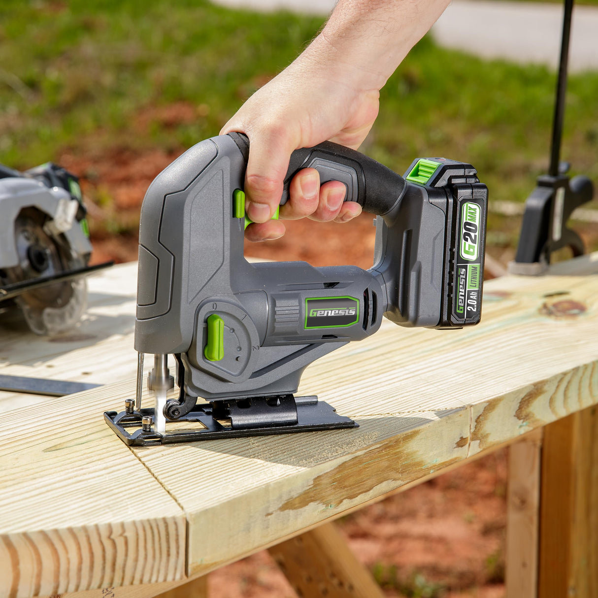 GENESIS G20MAX 20V Variable-Speed Jig Saw with 3-Orbital Settings, 2.0Ah Battery and quick charger included, Toolless blade clamp, Bevel Cutting left & right. Genesis
