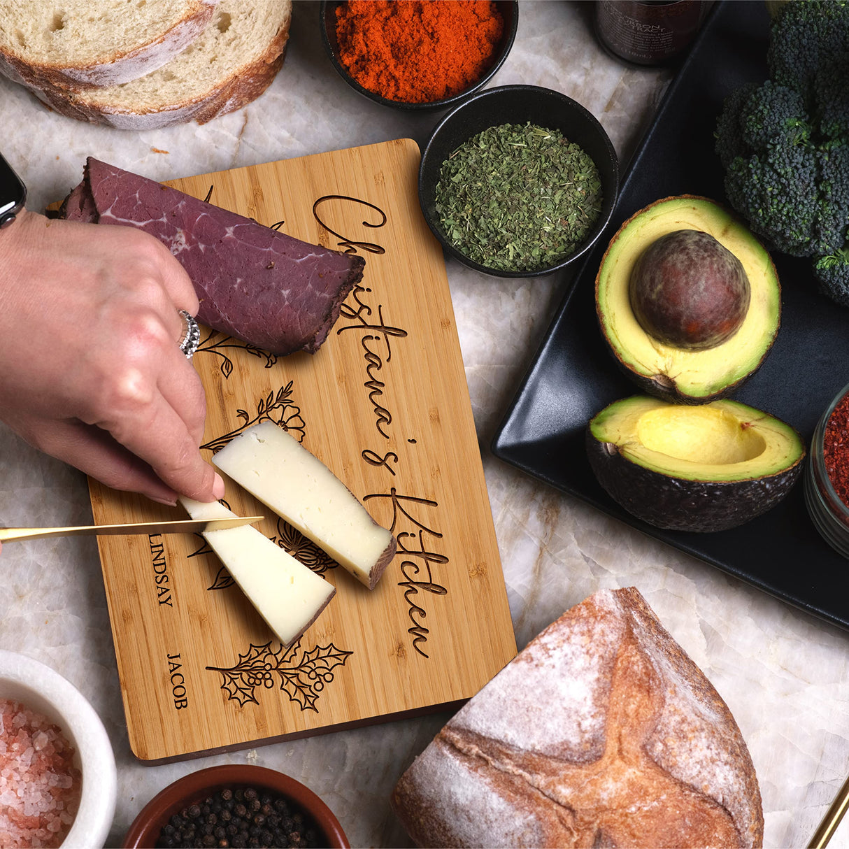 GRANDMA'S GARDEN, Personalized Cutting Board with Birth Flower Design, 9X6", Bamboo, Mothers Day Gifts for Grandma, Custom Engraved Gifts for Mom, Grandma - Grandma Gifts Ideas - 7 Names Personalized Favors