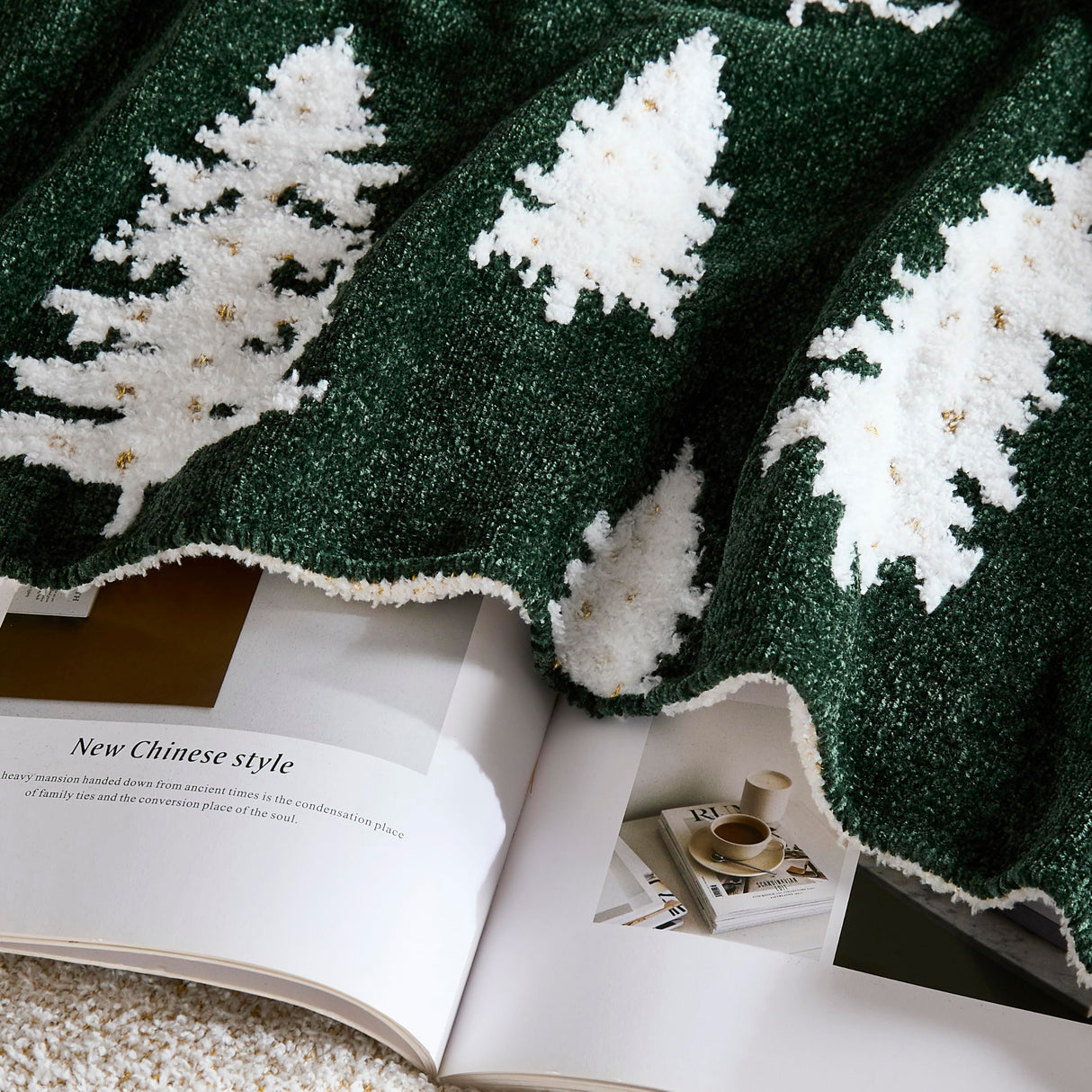 WDCOZY Christmas Throw Blanket Christmas Tree Reversible Super Soft Knitted Couch Bed Sofa Microfiber Chenille Luxurious Home Decor Warm Cozy Comfy Lightweight Holiday Blanket Winter 50x60 Green WDCOZY