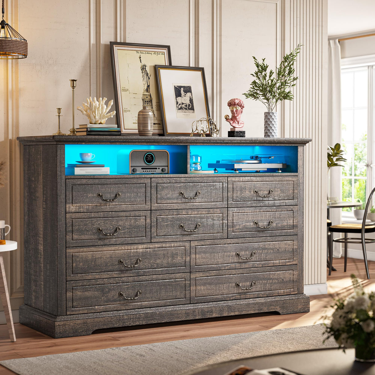 Romorgniz 10 Drawer Dresser for Bedroom, Large Farmhouse Dresser with LED Lights & Charging Station for Bedroom, Rustic Oak Romorgniz