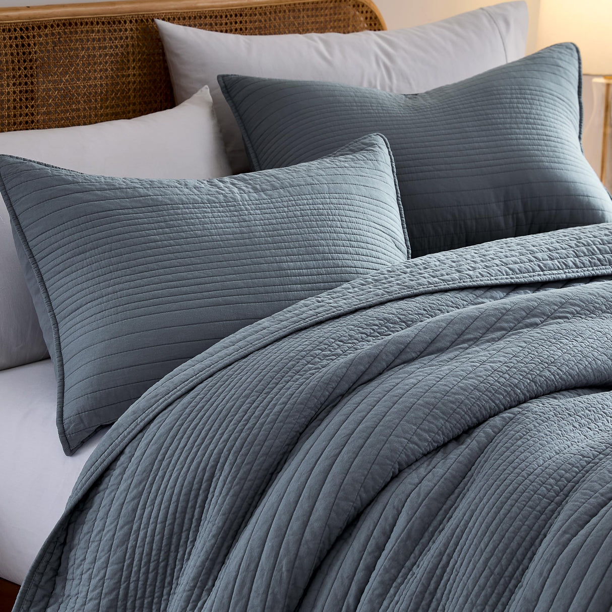 palassio Striped Blue Grey 100% Cotton Quilt King Size Bedding Sets, Lightweight Crinkly Channel Pick Stitch Textured Bedspread Soft Shabby Chic Farmhouse Country Coverlet for All Season, 2 Shams palassio