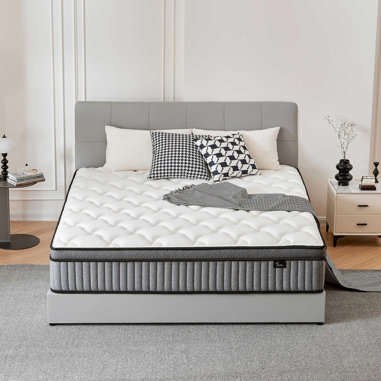 14 Inch Queen Mattress in a Box, Hybrid Cooling Gel Memory Foam & Pocketed Coils, Medium Firm, CertiPUR-US Certified, Pressure Relief, Motion Isolation Zentilla