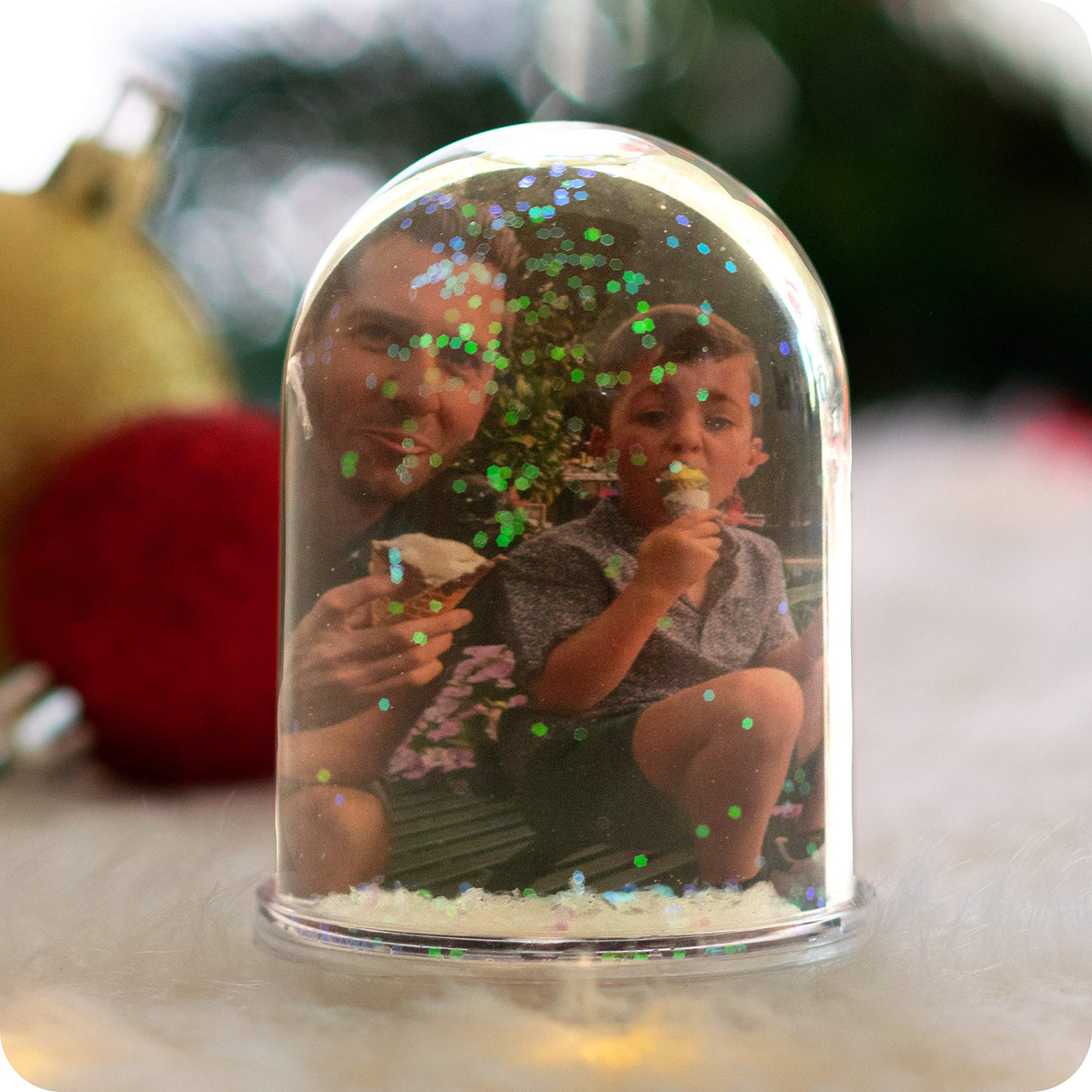 READY 2 LEARN Christmas Crafts - Design Your Own Snow Globes - Set of 4 - Christmas Snow Globes for Kids - Customizable Christmas Decorations for Home READY 2 LEARN