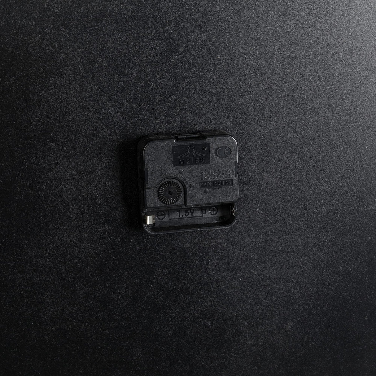 Glitzhome Oversized Rustic Farmhouse Wooden and Galvanized Decorative Large Wall Clock for Home Decor, 27.56", Black Glitzhome