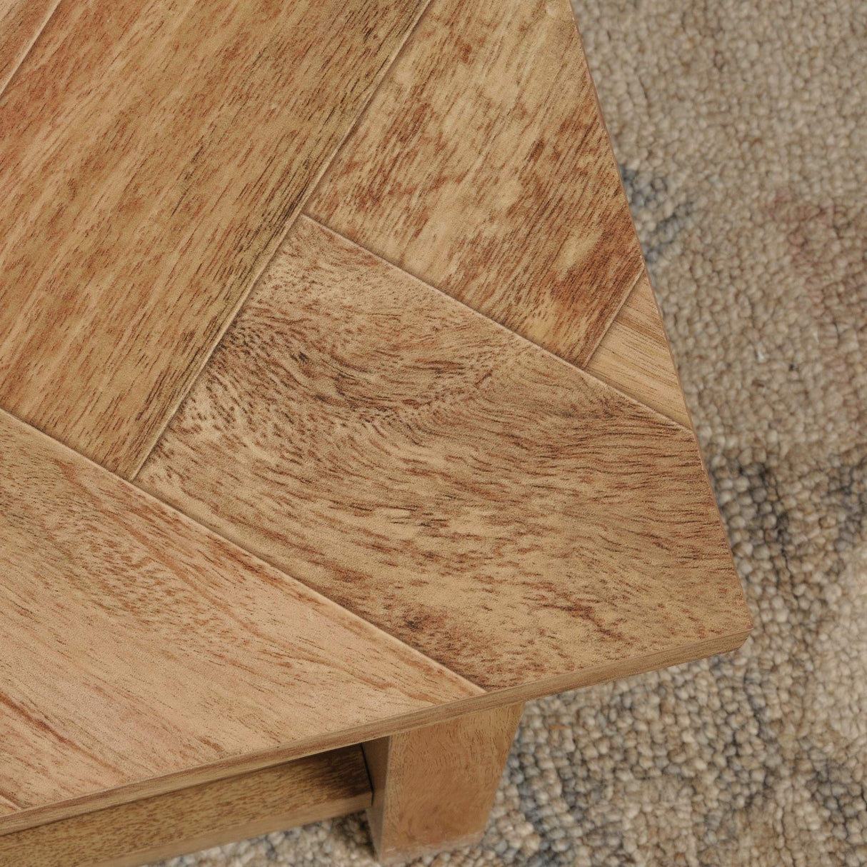 Sauder Cannery Bridge Lift Top Coffee Table, L: 43.15" x W: 19.45" x H: 19.02", Sindoori Mango finish Sauder