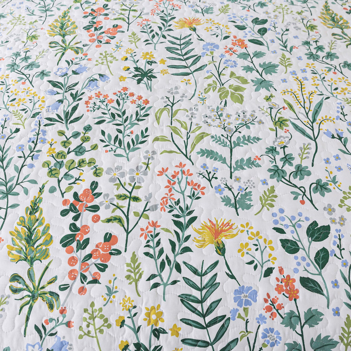 HoneiLife Queen Quilt Bedding Set - 3 Pieces Microfiber Quilt Sets Lightweight Bedspreads Reversible Coverlets Retro Bed Cover Floral Bedding Set Wildflower Quilts All Season Use HoneiLife