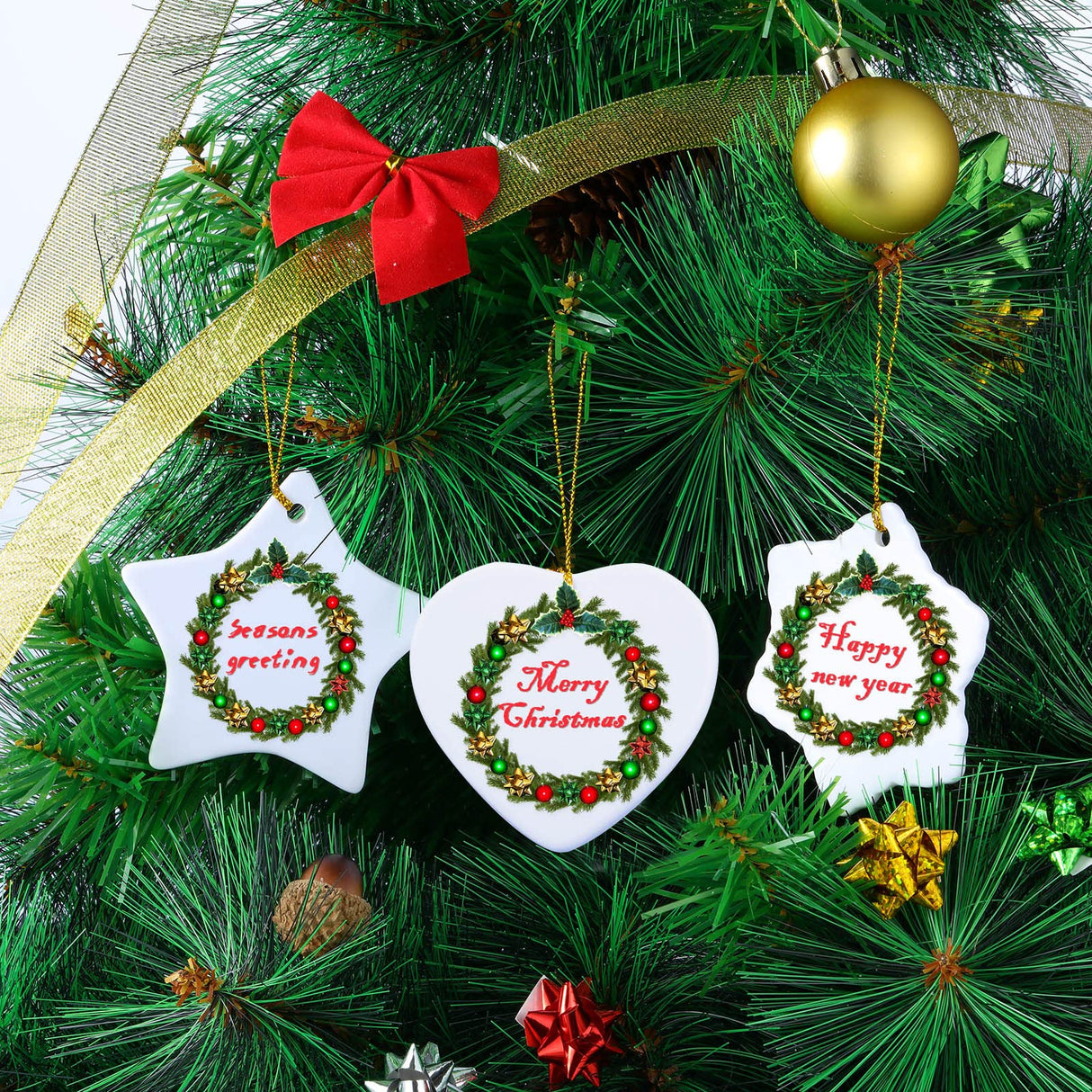 6 Pieces Sublimation Ceramic Ornament Blanks Christmas Snowflake Ceramic Ornament with Golden Ribbon Heart Hanging Decorations Personalized Sublimation Pendant for Crafting DIY Christmas Tree Decor WILLBOND