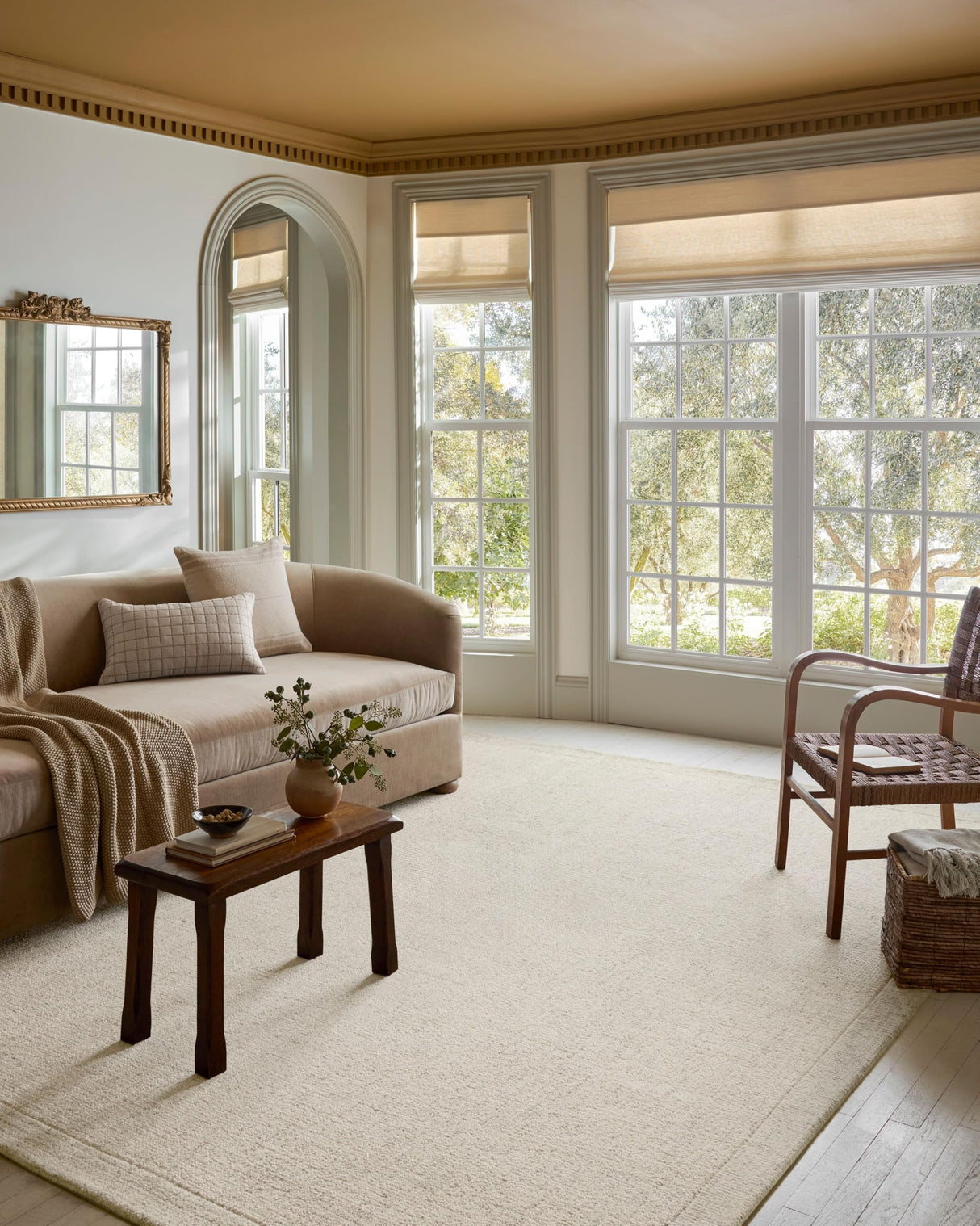 Loloi Magnolia Home by Joanna Gaines Henley Collection HNY-01 Ivory/Smoke 5'-0" x 7'-6" Area Rug Loloi