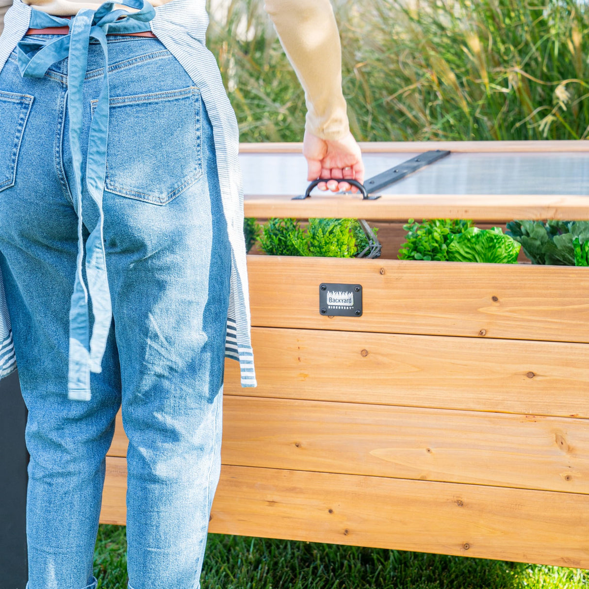 Backyard Discovery Aggie Cold Frame Box, Portable Wooden Garden Greenhouse, Indoor or Outdoor Terrarium Planter Box Backyard Discovery