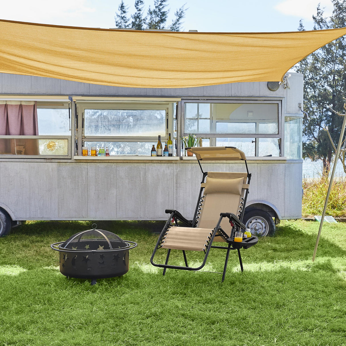 Yaheetech Outdoor Zero Gravity Chair Foldable Recliner Adjustable Patio Lounge w/Canopy Shade, Side Cup Holder Tray, Carry Strap for Garden Beach Lawn Deck Beige/1 Yaheetech