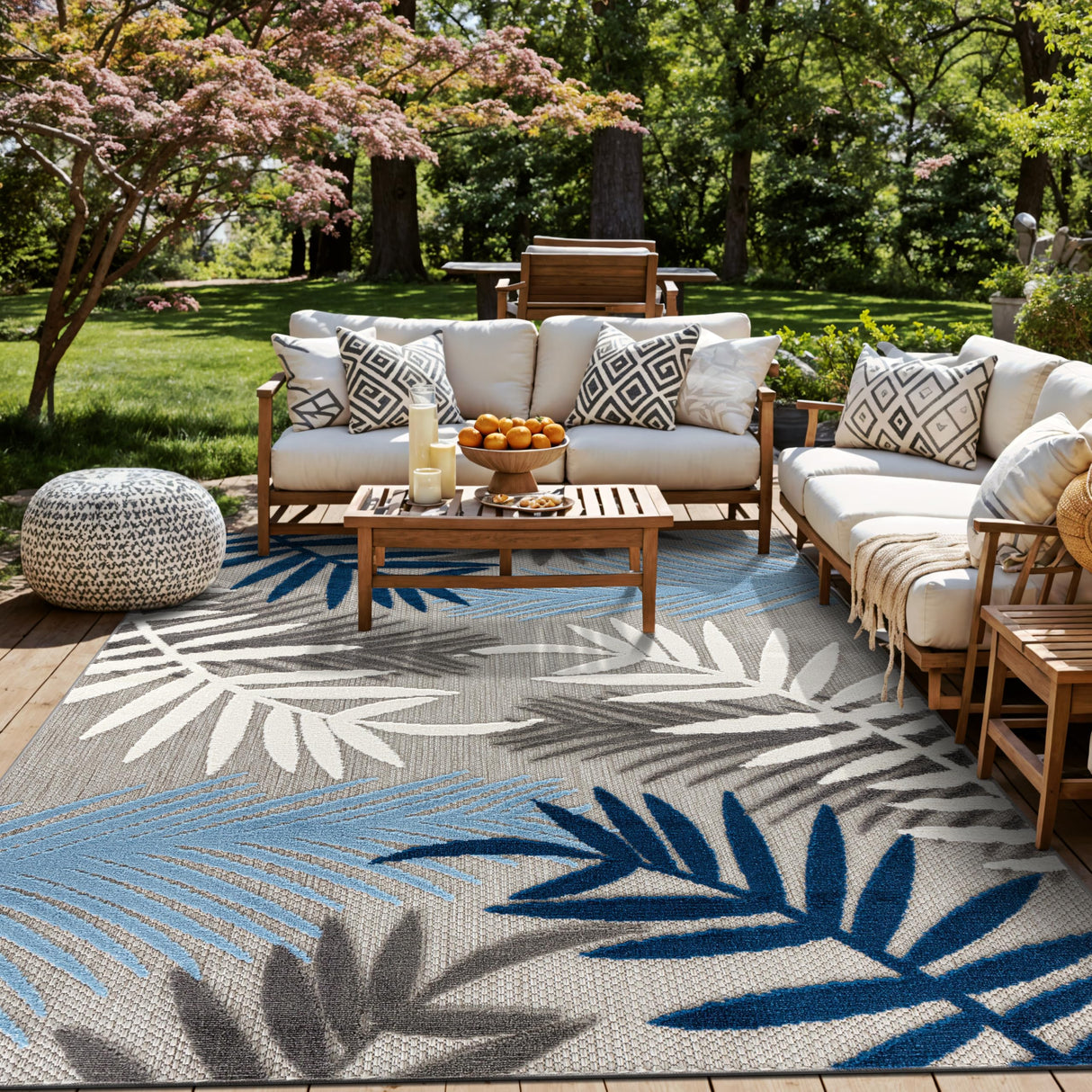 Rugshop Blue Palm Frond Indoor/Outdoor Area Rug Non-Shedding Easy Cleaning for Patio, Deck and Living Room, 5' x 7' Rugshop