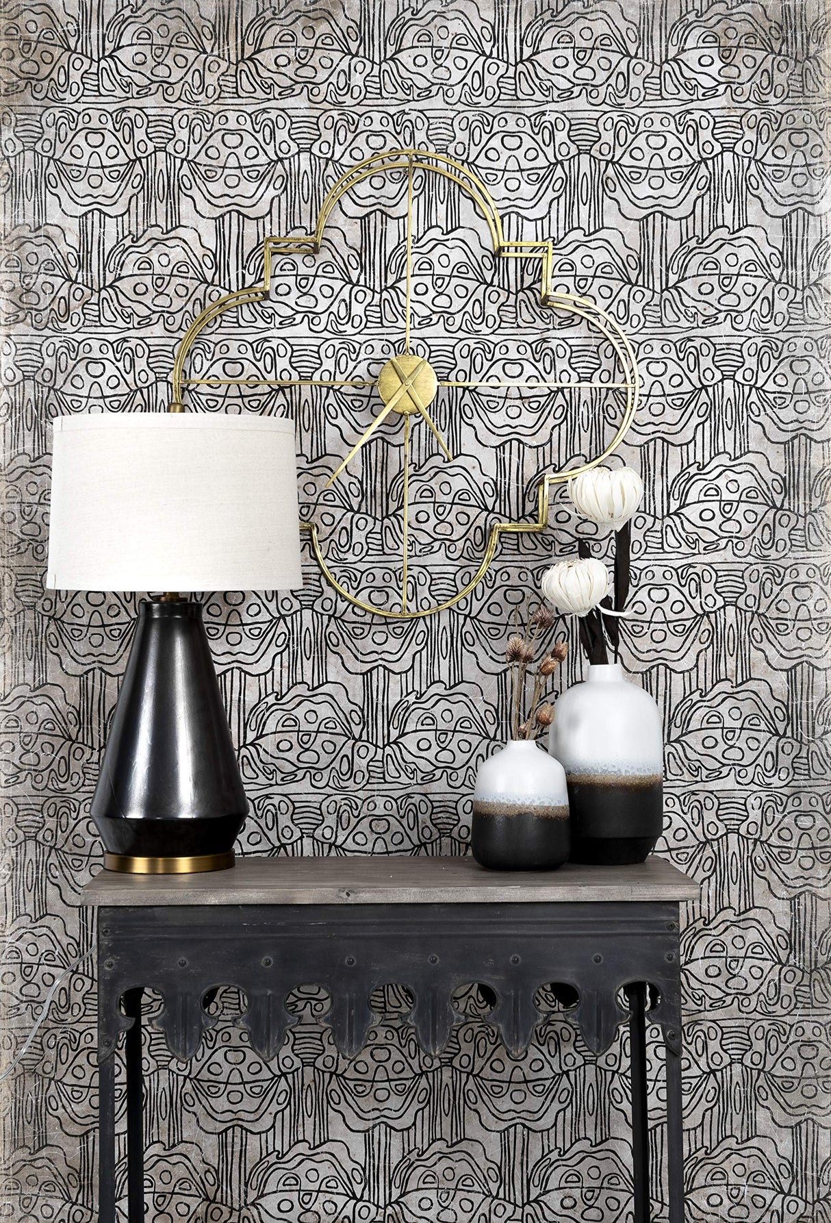 Creative Co-Op Rustic Farmhouse Metal Console Table with Solid Wood Top, Distressed Grey Creative Co-Op