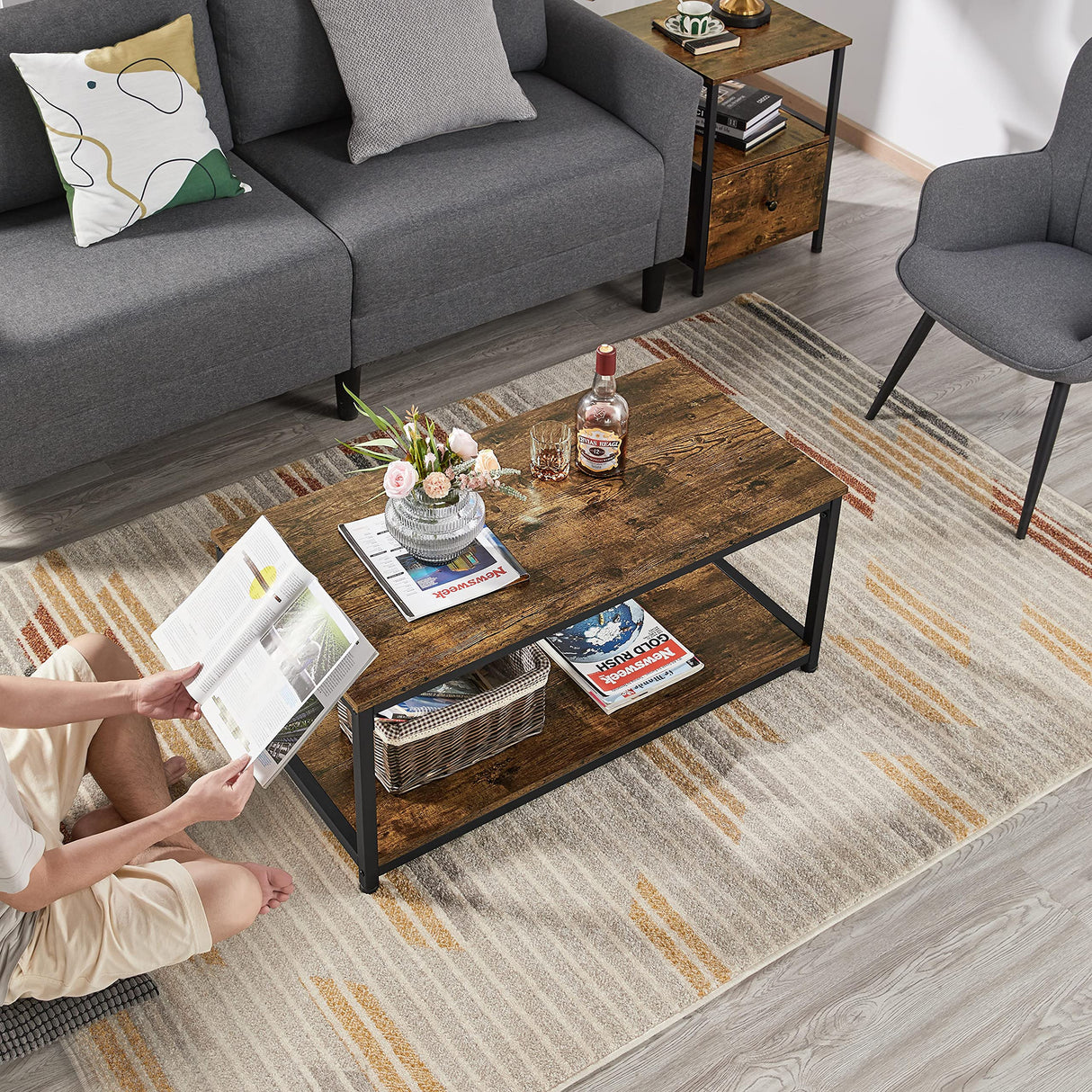 Yaheetech 2-Tier Coffee Table, Industrial Wood Coffee Table with Storage Shelf for Living Room, Rectangle Side End Table with Metal Frame, Rustic Brown Yaheetech