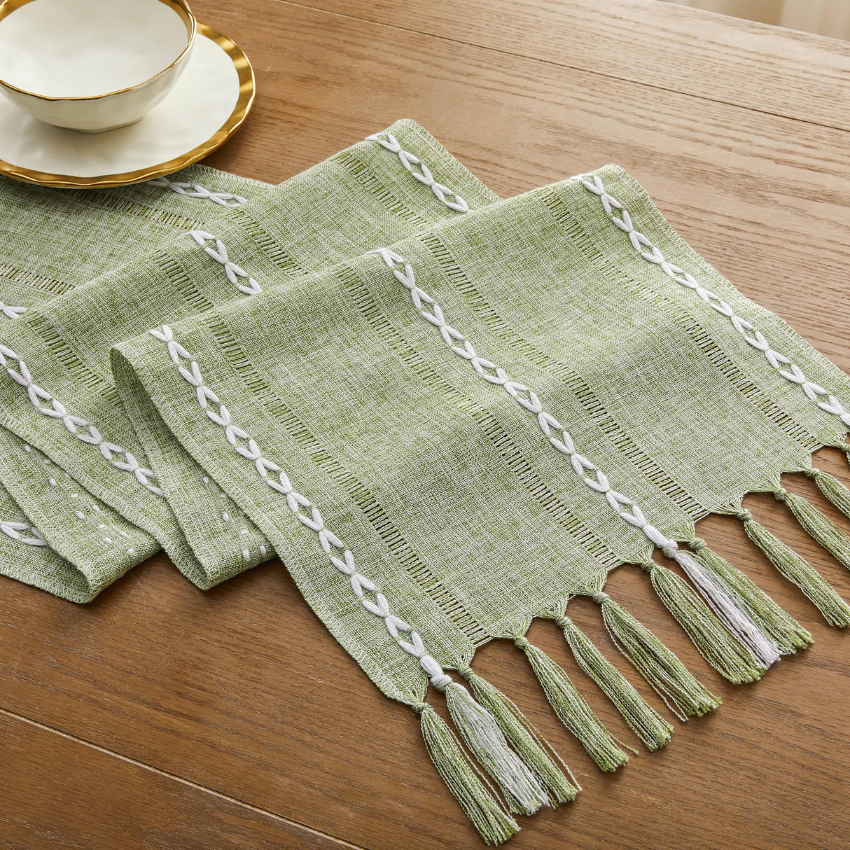 YZJZEDS Hemstitched Farmhouse Table Runner, Sage Green 13x72 Inch, Cotton Linen Table Runners 72 Inches Long, Embroidered Striped Sage Green Boho Table Runner Rustic Home Decor YZJZEDS