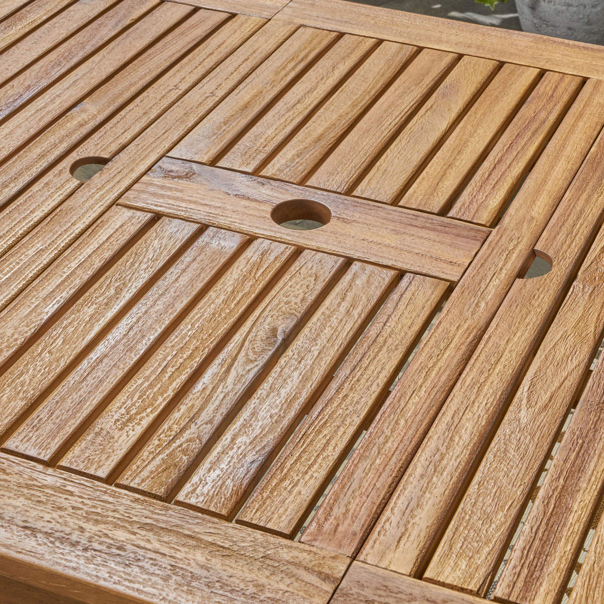 Christopher Knight Home Eric Outdoor Expandable Acacia Wood Dining Table, Natural Finish Christopher Knight Home