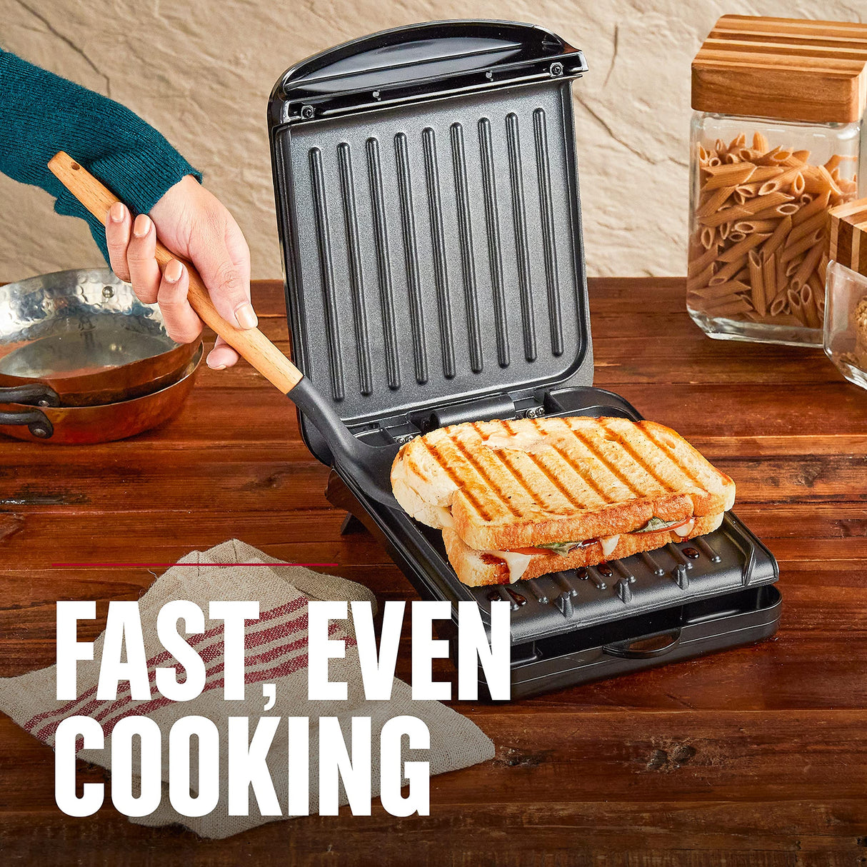 George Foreman 2-Serving Classic Plate Electric Indoor Grill and Panini Press, Black, GRS040B George Foreman