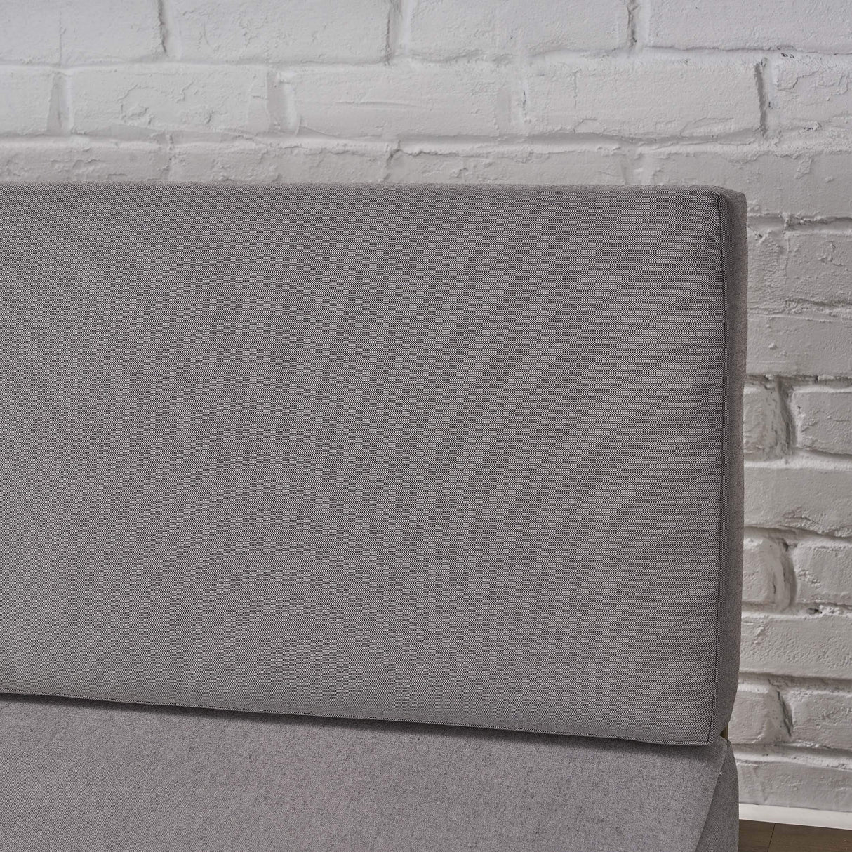Christopher Knight Home Eulah Indoor Minimalist Acacia Wood Right-Sided Sofa with Grey Cushions, Grey Finish / Grey Christopher Knight Home