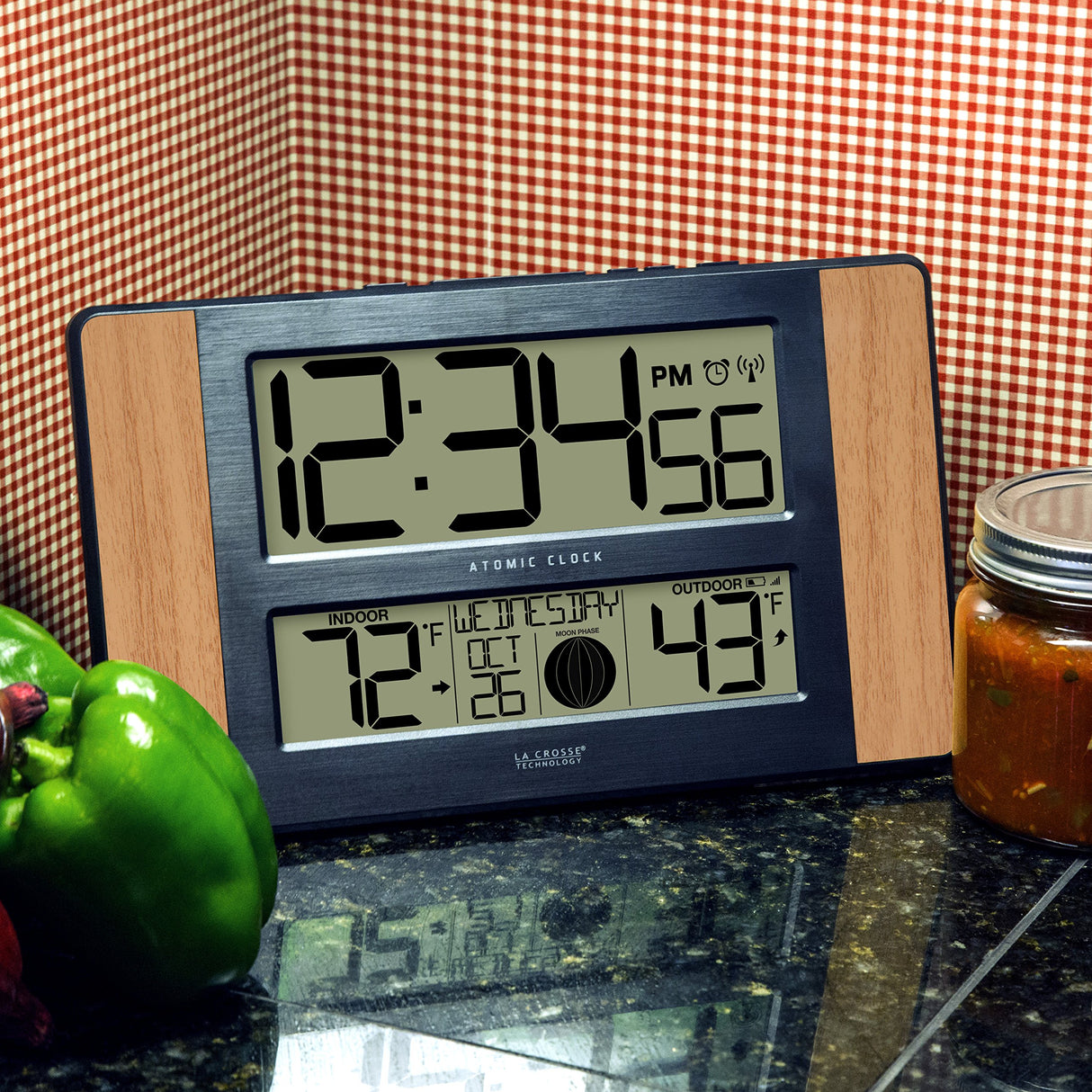 La Crosse Technology Atomic Digital Clock with Outdoor Temperature, Wood Oak, 0 La Crosse Technology
