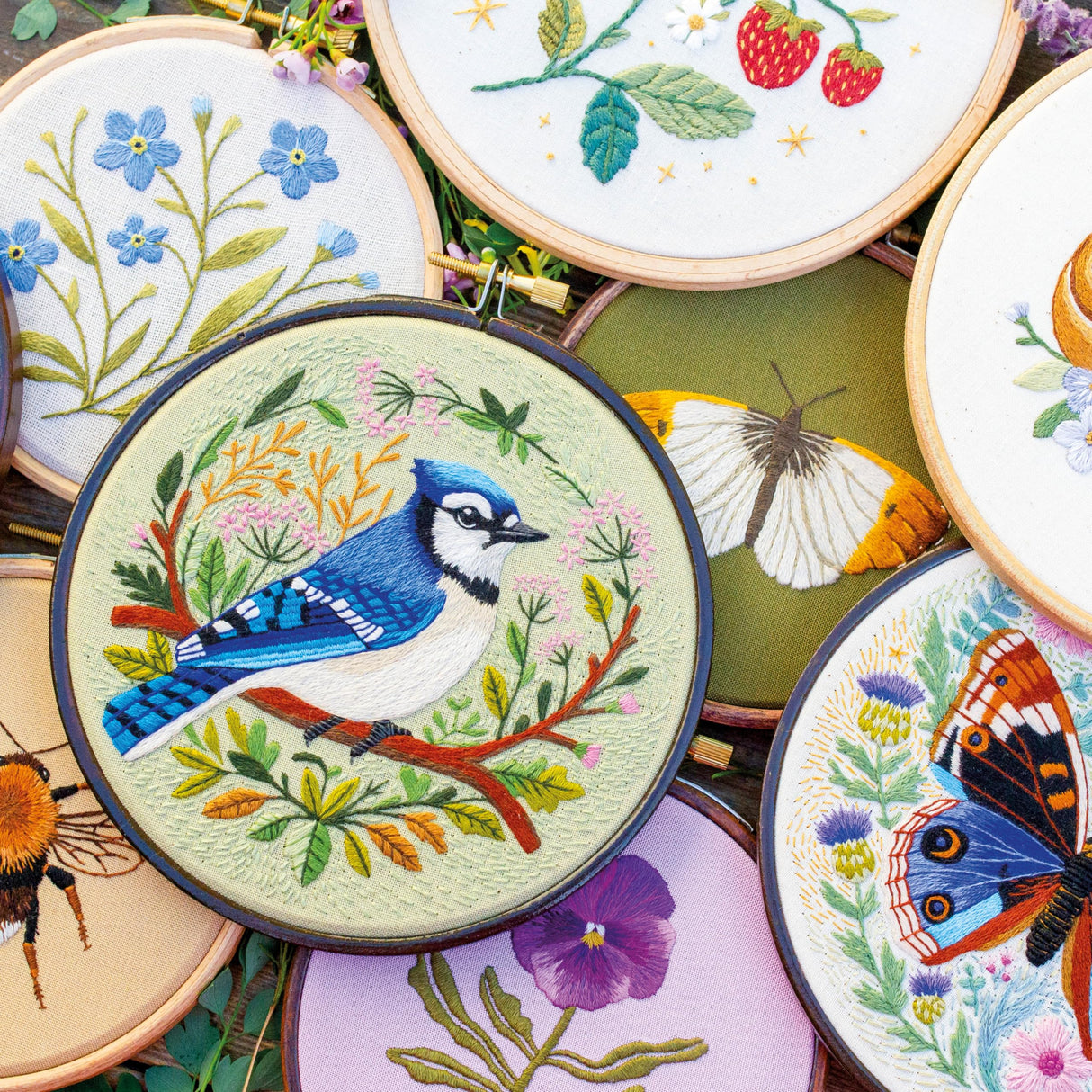 Paint with Thread: In the Garden: A step-by-step guide to embroidery WoodArtSupply
