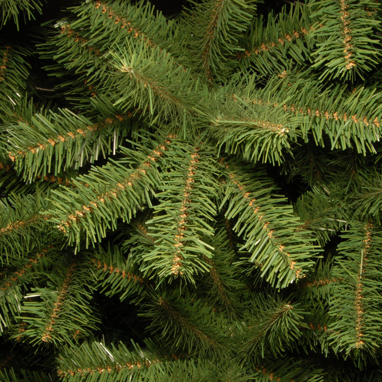 National Tree Company Artificial Full Christmas Tree, Green, North Valley Spruce, Includes Stand, 7.5 Feet National Tree Company
