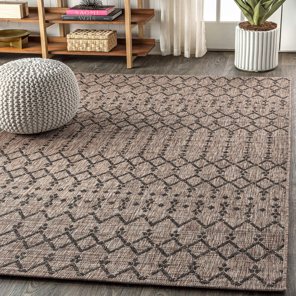 JONATHAN Y Moroccan Geometric Indoor Outdoor Area Rug 8X10 Natural/Black, Ourika Textured Weave for Backyard, Patio, Porch, Easy-Cleaning, High Traffic, Pet-Friendly, Non-Shedding (SMB108D-8) JONATHAN Y