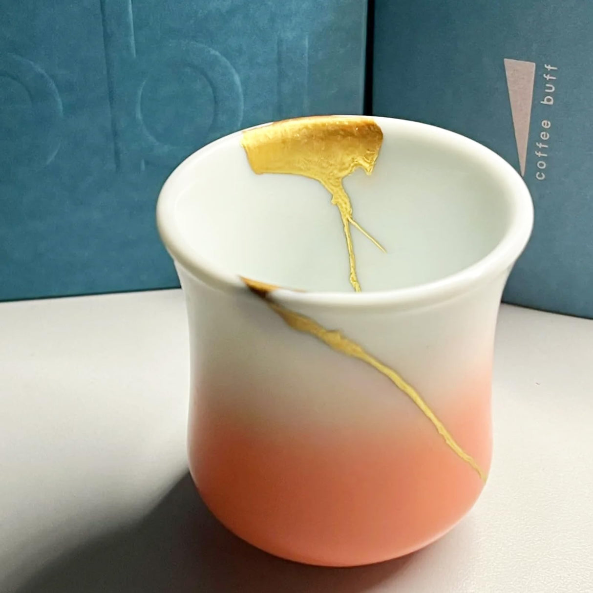 Kintsugi Repair Kit Gold,Kintsugi Repair Kit Food Safety Quickly Repair Your Precious and Meaningful Pottery,Japanese Gold Repair Kit Can Be Used to Repair Ceramics, Glass, Pottery EIGTWEN