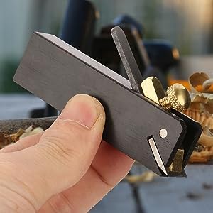 Mini Wood Planer, Woodworking Plane Ebony Mini DIY Cable Line Woodworking Plane Carpenter Wood Cutting Tool Perfect for Woodworking, Trimming, Wood AYNEFY