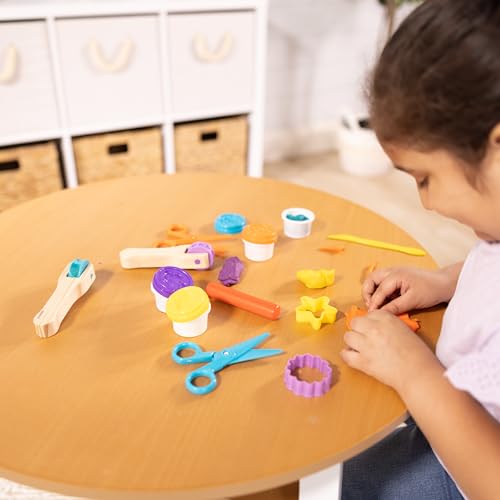 Melissa & Doug Created by Me! Cut, Sculpt, and Roll Modeling Dough Kit With 8 Tools and 4 Colors of Dough - with Stampers, Arts And Crafts For Kids Melissa & Doug