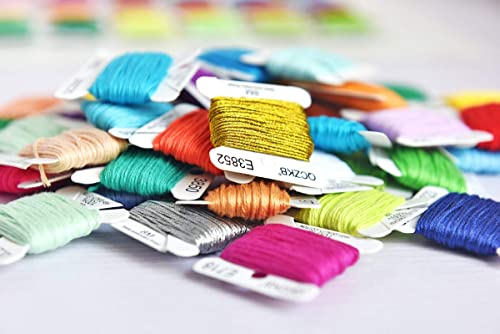 QCZKB 188 Embroidery Floss Set Including Cross Stitch Threads Friendship Bracelet String with 2-Tier Transparent Box, Floss Bobbins and Cross Stitch QCZKB