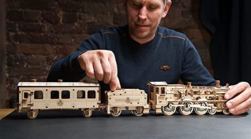 UGEARS Harry Potter Hogwarts Express 3D Puzzles for Adults to Build - Model Kits for Building Toy Train Set - 3D Wooden Puzzle Includes Train, UGEARS