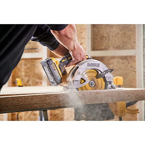 DEWALT 20V MAX Battery, POWERSTACK, More Power + More Compact, Rechargeable 5Ah Lithium Ion Battery (DCBP520) DEWALT