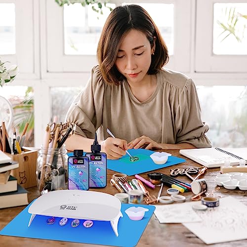 LET'S RESIN UV Resin, 300g Low Viscosity Crystal Clear Thin UV Resin Kit, Quick-Curing & Low Shrinkage Ultraviolet Epoxy Resin for Crafts, Casting, LET'S RESIN