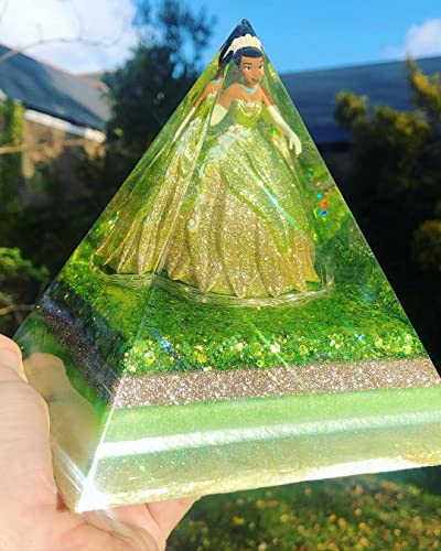 3 PCS Clear Pyramid Molds for Resin, 3Pcs 4.7''6''7.5'' Inner Large Pyramid Silicone Molds for Epoxy Resin + 1Pcs Plastic Frame, Pyramid Resin Mold Charmewooden