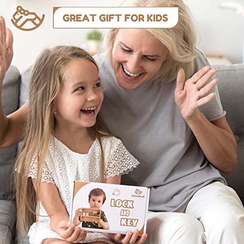 Woodtoe Montessori Lock and Key Toy Set for Kids, Educational Lock Set Keys, Wooden Learning Montessori Materials for 3 4 5 6 Toddlers, Preschool, Woodtoe