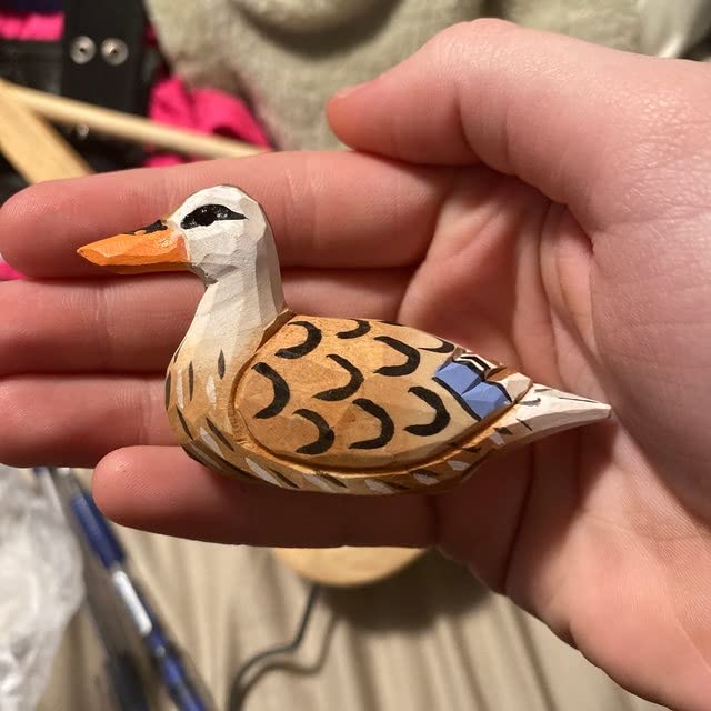 Selsela Duck Wood Figurine Statue Carving Decoration Decoy Small Animal Miniature Sculpture (Female Mallard) Selsela