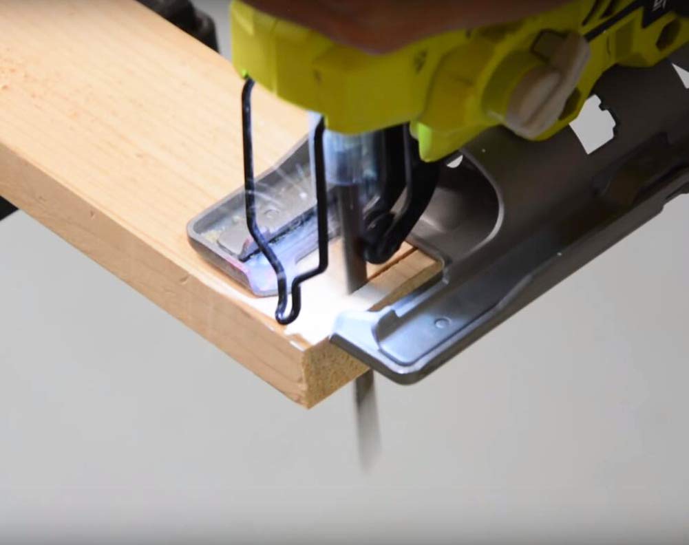 50 Piece Contractor Jigsaw Blades Set with Storage Case, Assorted T-Shank Jig Saw Blades for Wood, Plastic and Metal MRCGTCE