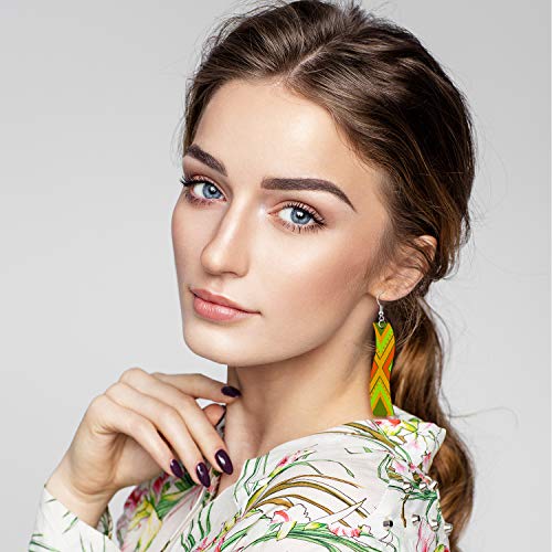 Hicarer 210 Pcs Unfinished Wooden Earrings Blanks Natural Wood Pendants Dangle Earrings Boho Wood Charms with 70 Pcs Earring Hooks and Jump Rings for Hicarer