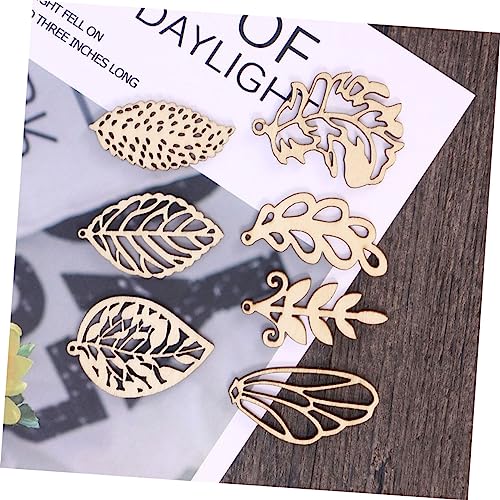 EXCEART 50pcs Christmas Stickers Leaves Wooden Cutouts Plain Wooden Leaf Slices Thanksgiving Fay DIY Crafts Unfinished Christmas Ornaments DIY Wood EXCEART