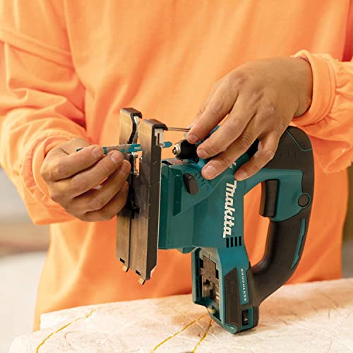 Makita XVJ04Z 18V LXT® Lithium-Ion Brushless Cordless Jig Saw, Tool Only Makita
