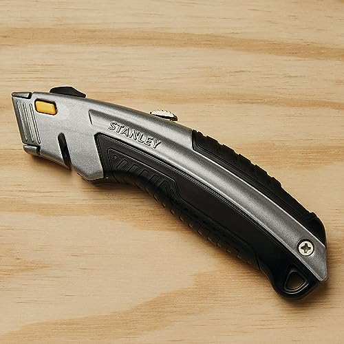 Stanley 10788 Curved Quick-Change Utility Knife, High Carbon Steel Retractable Blade, 3 Blades Stanley