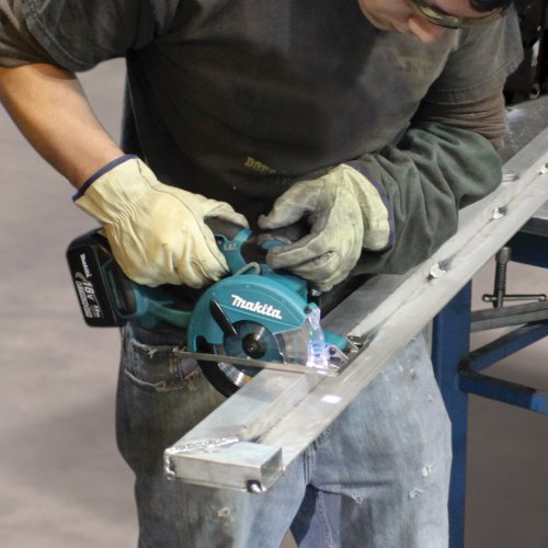 Makita XSC01Z 18V LXT Lithium-Ion Cordless 5-3/8" Metal Cutting Saw, Tool Only Makita