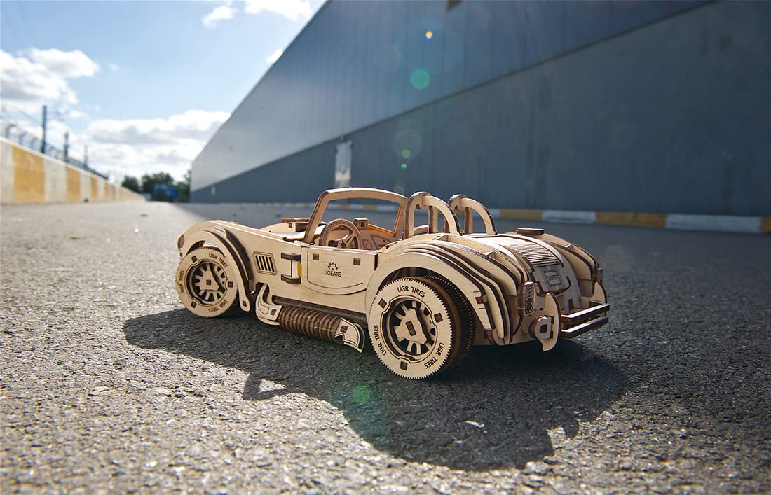 UGEARS Vintage Car Model Kit - Drift Cobra Racing Car 3D Puzzle Kit Idea - Wooden 3D Puzzles Model Kits for Adults with Powerful Spring Motor - Model UGEARS