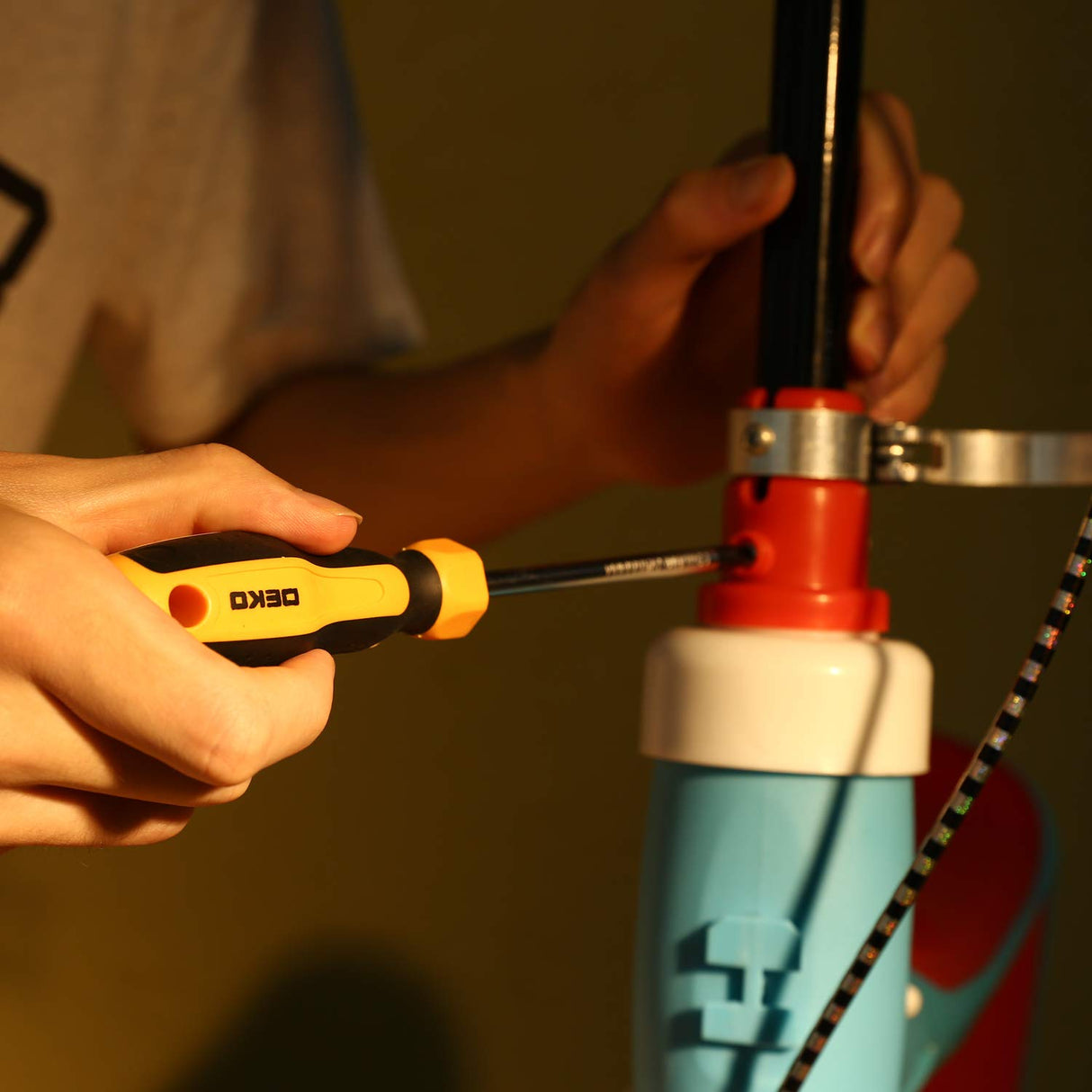 DEKOPRO 158 Piece Tool Set-General Household Hand Tool Kit,Auto Repair Tool Set, with Plastic Toolbox Storage Case DEKOPRO