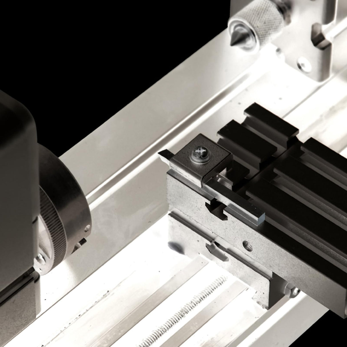 ZR® All-metal Miniature Lathe 36W 20000rpm Didactical Mini metal Lathe Machine for Hobbyist Woodworking Craft Zr