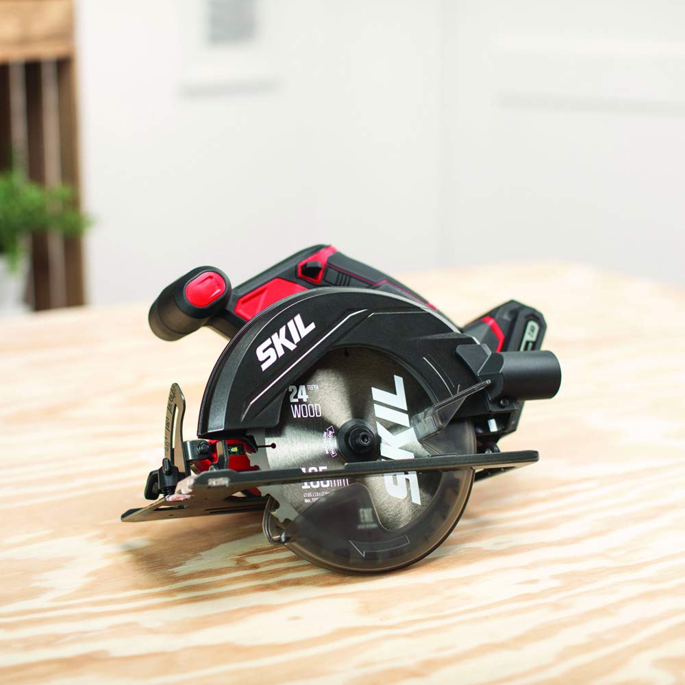 SKIL 20V 6-1/2 Inch Cordless Circular Saw Includes 2.0Ah PWR CORE 20 Lithium Battery and Charger - CR540602 Skil