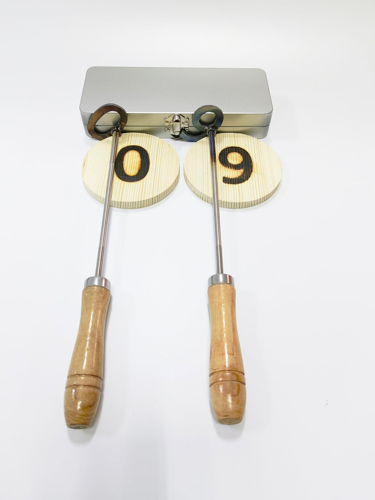 Premium 2-Inch Stainless Steel Branding Iron Set with Changeable Wood Handles for Personalised Imprints on Wood and Leather KEESOON