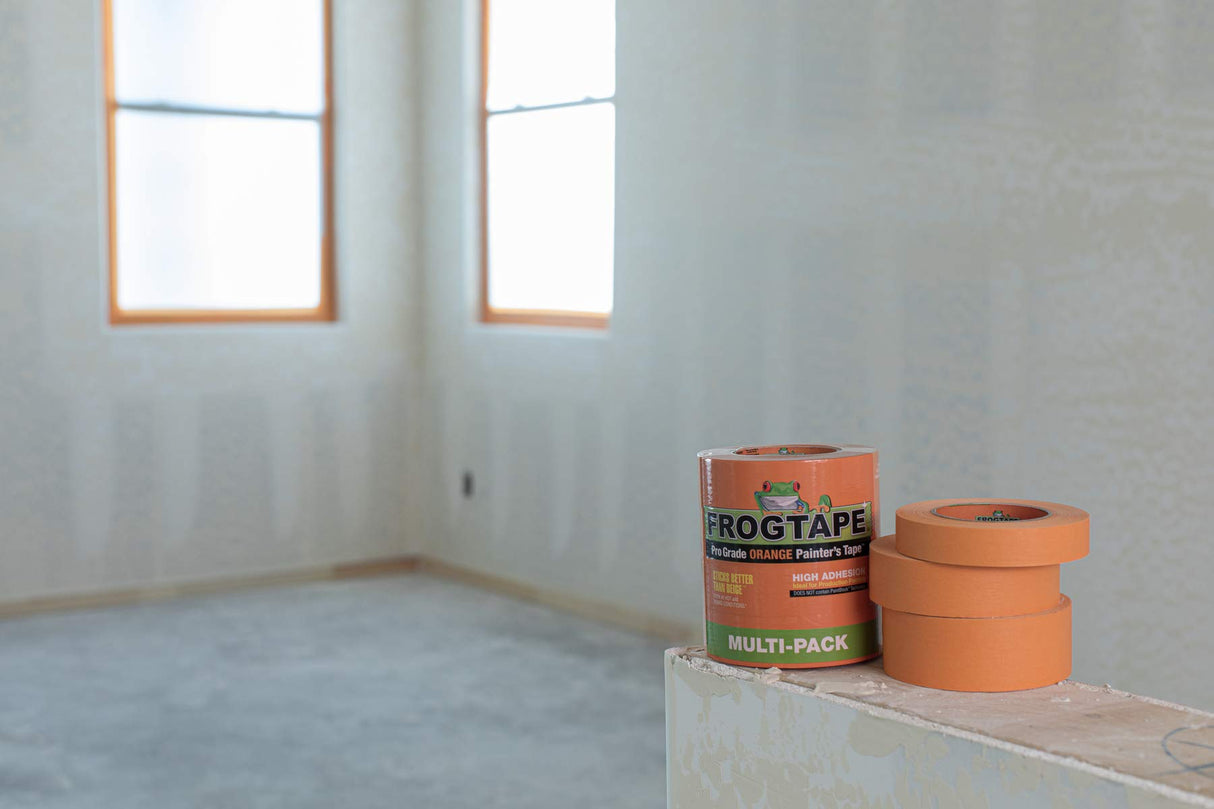 FrogTape Pro Grade Orange Painter’s Tape for Interior and Exterior Applications, 1.41" x 60 yard Roll, 4-Pack FROGTAPE