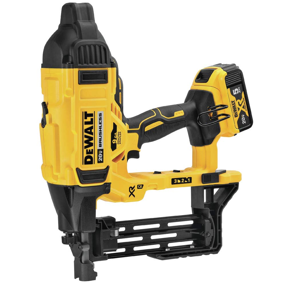 DEWALT 20V MAX* XR Crown Stapler, Cordless Fencing Kit, 9GA (DCFS950P2) DEWALT