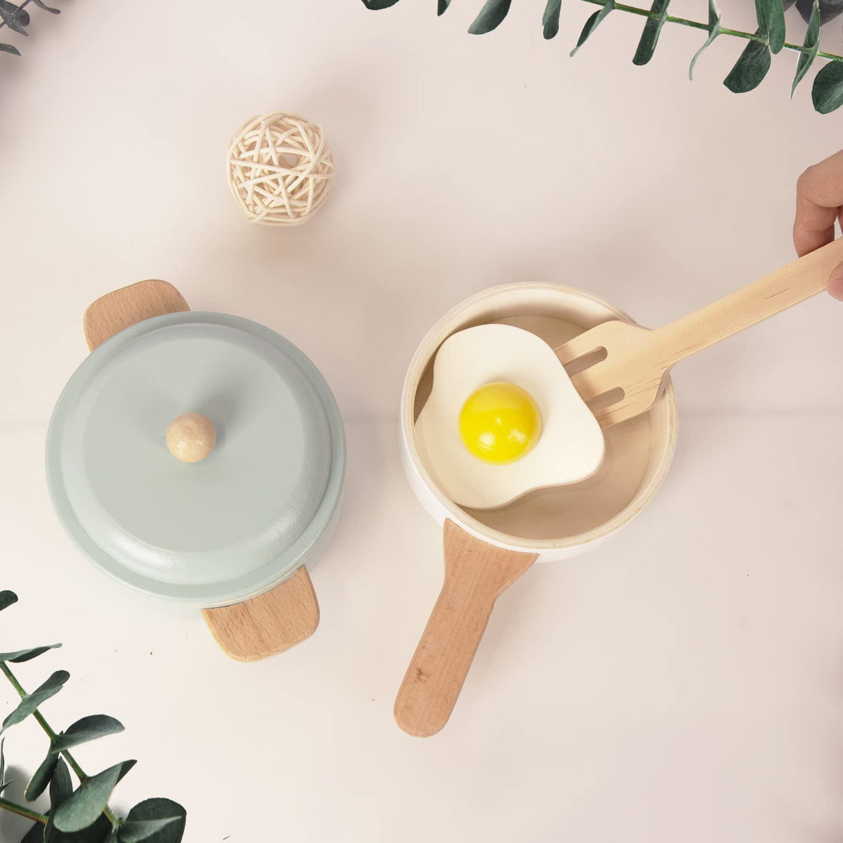 WoodenEdu Premium Toddler Play Kitchen Toys, Wooden Kitchen Utensils, Accessories for Pretend Play Kitchen Set, Montessori Learning Toy, Pretend WoodenEdu