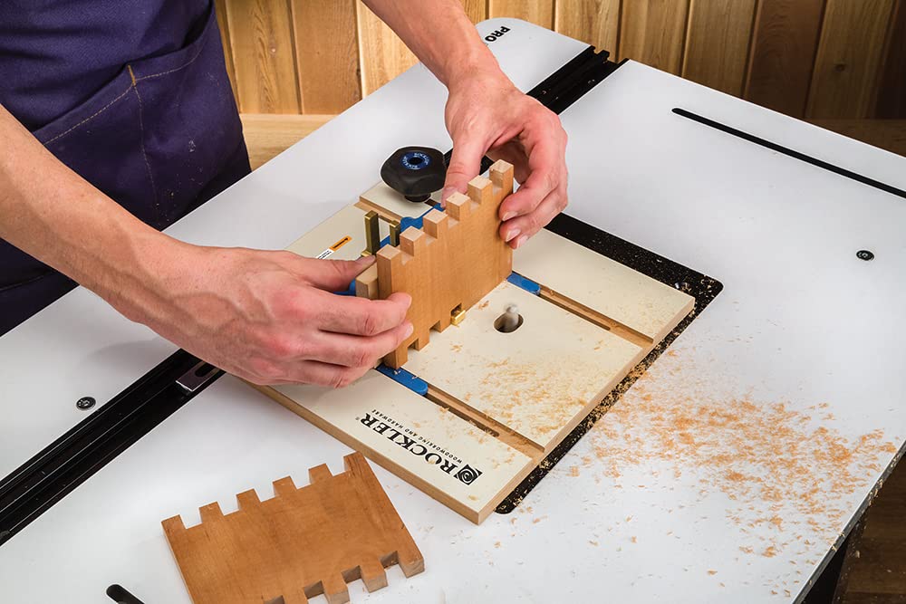 Rockler Wood Router Table Box Joint Jig – Miter Box with Comfortable Ergonomic Knobs – Router Jig Includes Solid Brass Indexing Keys of Three Finger ROCKLER